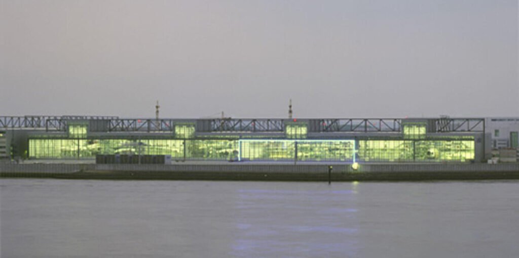 04_ausstattungsmontagehalle_03